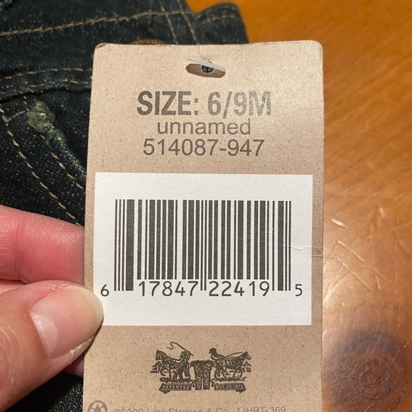 Levi’s Infant Overalls - Picture 4 of 7